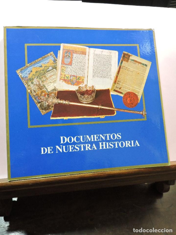 Libros de segunda mano: Documentos de Nuestra Historia. V Centenario Ayuntamiento de Granada 2000 - Foto 1