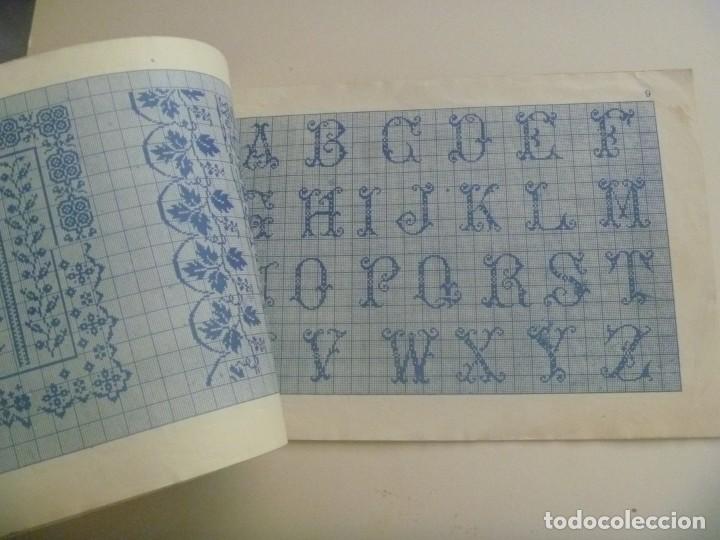 Libros de segunda mano: CUADERNILLO CON MODELOS PARA BORDAR : &uml; LA BORDADORA MODERNA &uml; - Foto 2