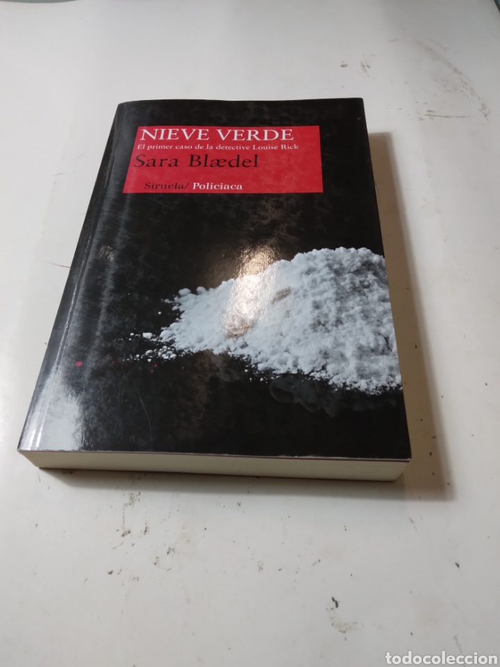 Libros de segunda mano: Sara Blaedel, Nieve Verde, Siruela - Foto 1