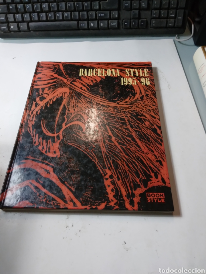 Libros de segunda mano: Barcelona Style 1995 -1996 - Foto 1
