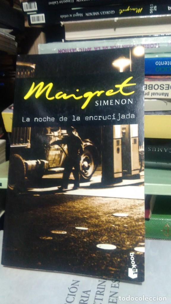 Libros de segunda mano: LA NOCHE DE LA ENCRUCIJADA, MAIGRET SIMENON, ED. BOOKET - Foto 1