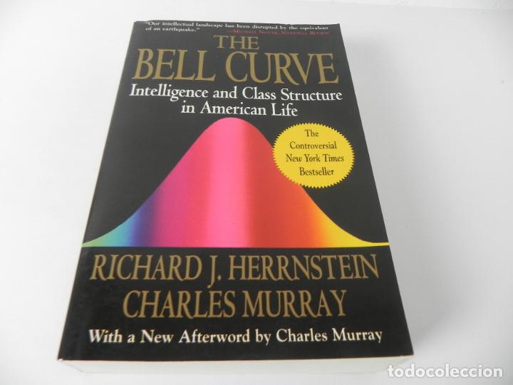 Libros de segunda mano: THE BELL CURVE (INTELLIGENCE AND CLASS STRUCTURE IN ANERICAB LIFE) RICHARD J. HERRNSTEIN - (1996) - Foto 2