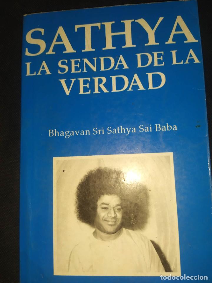 Libros de segunda mano: SATHYA LA SENDA DE LA VERDAD - SAI BABA - Foto 1