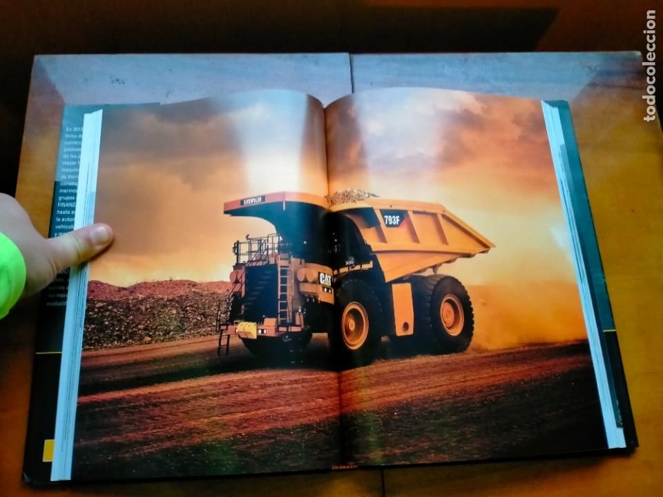 Libros de segunda mano: Libro 50 a&ntilde;os barloworld finanzauto & caterpillar - Foto 7