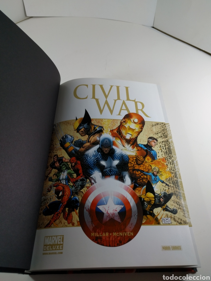 Libros de segunda mano: Civil war. Marvel Deluxe. Millar MCniven. Panini c&oacute;mics. - Foto 3