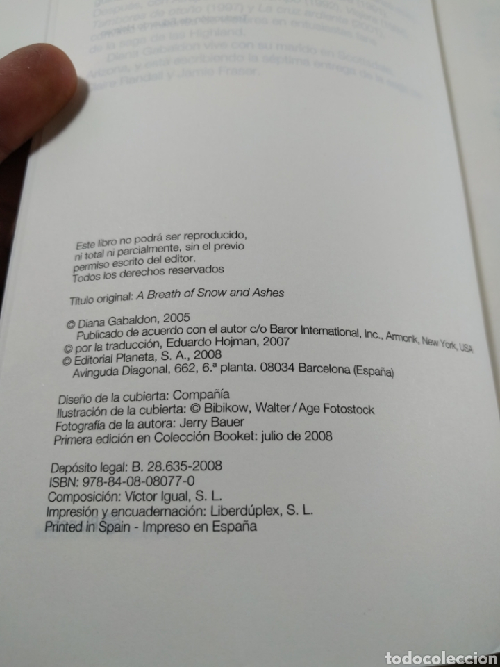 Libros de segunda mano: Diana Gabaldon. Viento y ceniza. Booket. - Foto 3