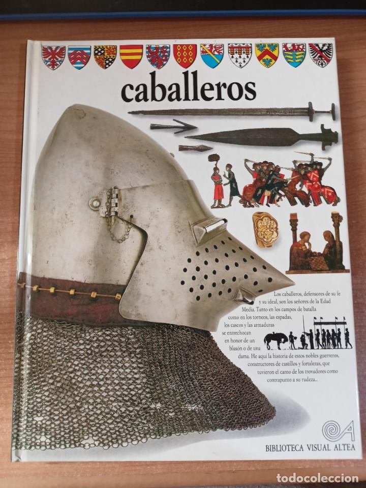 Libros de segunda mano: Caballeros - Christopher Gravett / Geoff Dann - Biblioteca Visual Altea - Foto 1
