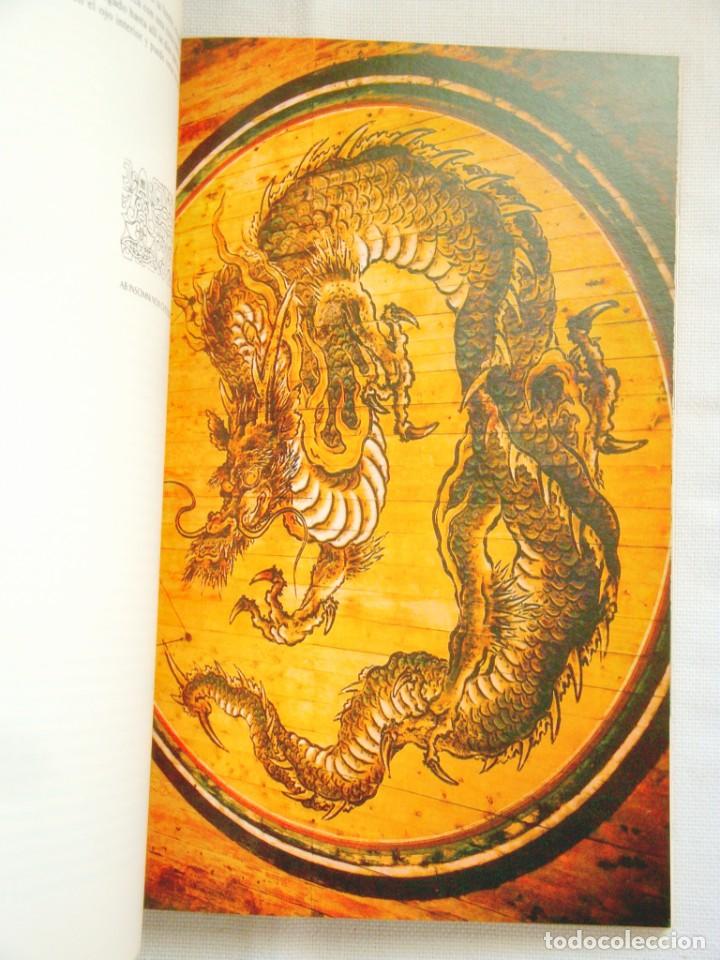 Libros de segunda mano: FRANCIS HUXLEY: EL DRAG&Oacute;N - NUEVO - Foto 2