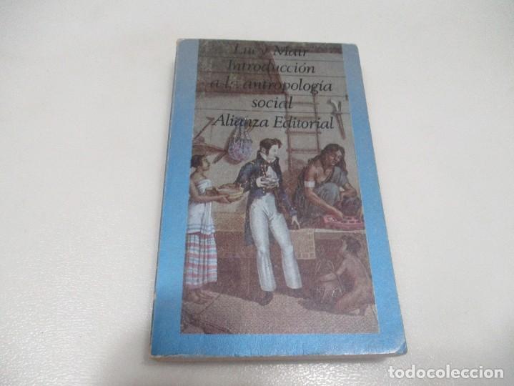 Libros de segunda mano: LUCY MAIR Introducci&oacute;n a la antropolog&iacute;a W9559 - Foto 1
