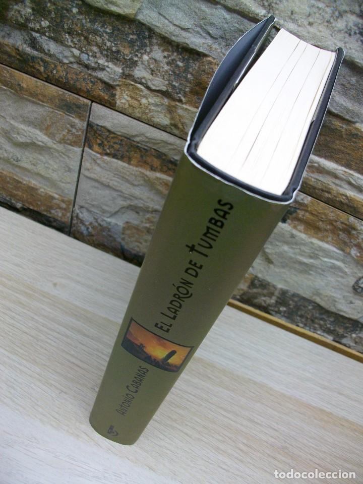 Libros de segunda mano: EL LADRON DE TUMBAS de Antonio Cabanas - Foto 2