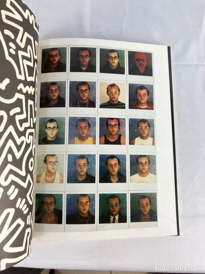 Libros de segunda mano: Libro Keith Haring Future Primeval - Foto 3