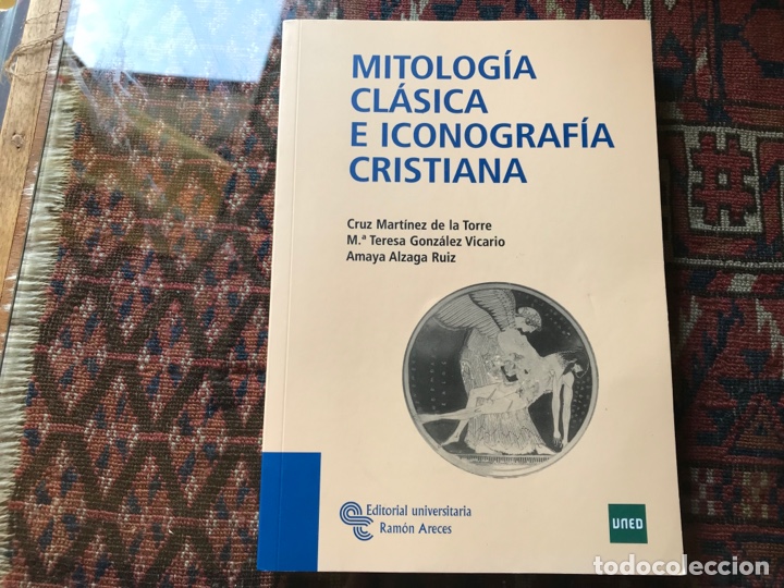 Libri di seconda mano: Mitolog&iacute;a cl&aacute;sica e iconograf&iacute;a Cristiana. Cruz Mart&iacute;nez De la Torre. Como nuevo. Muy dif&iacute;cil
