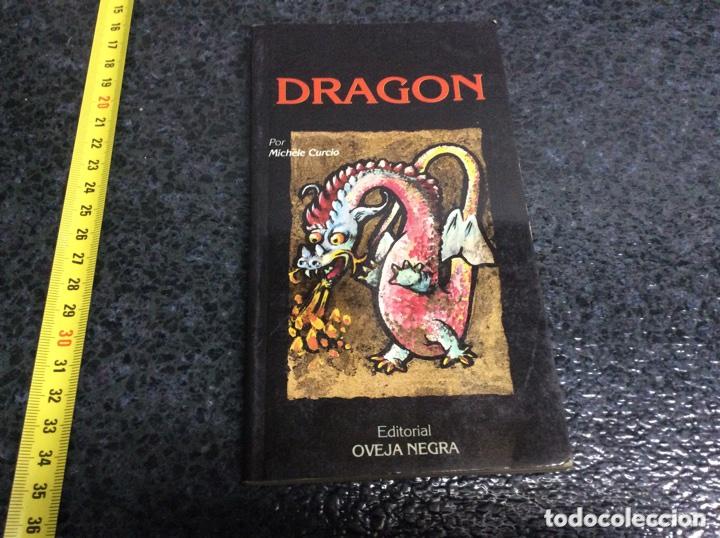 Libros de segunda mano: EL DRAGON / MICHELE CURCIO -ED. LA OVEJA NEGRA - Foto 1