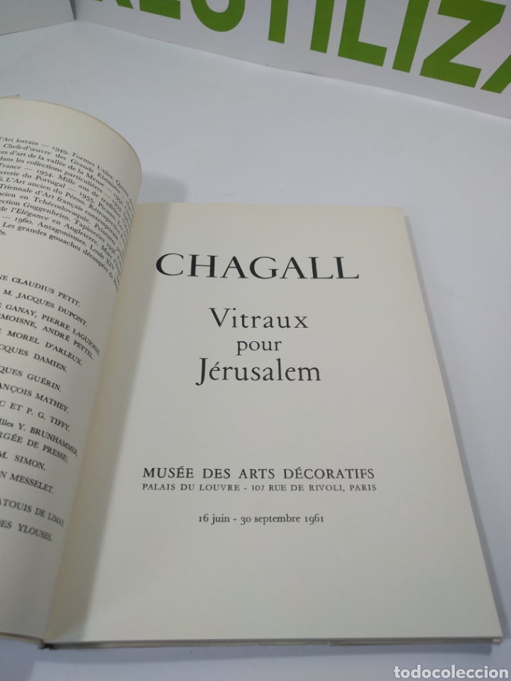 Libros de segunda mano: Chagall. Vitraux pour Jerusal&eacute;m. Musee des arts decoratifs. - Foto 3
