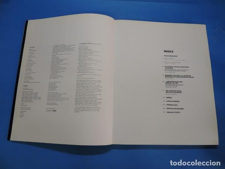 Libros de segunda mano: LIBRO CHILLIDA 2004 FUNDACI&Oacute; JOAN MIRO. - Foto 2