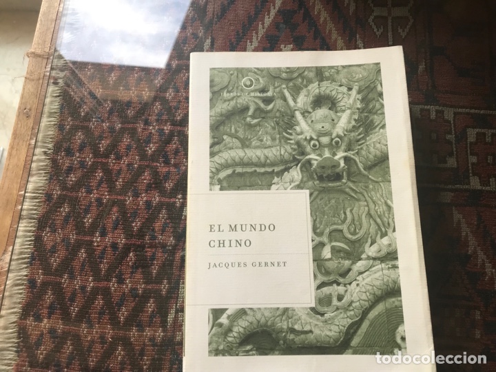 Libros de segunda mano: El mundo chino. Jacques Gernet - Foto 1
