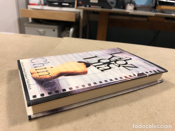 Libros de segunda mano: LA VOZ DE LILA. CHIMO. EDICIONES B 1996. - Foto 7