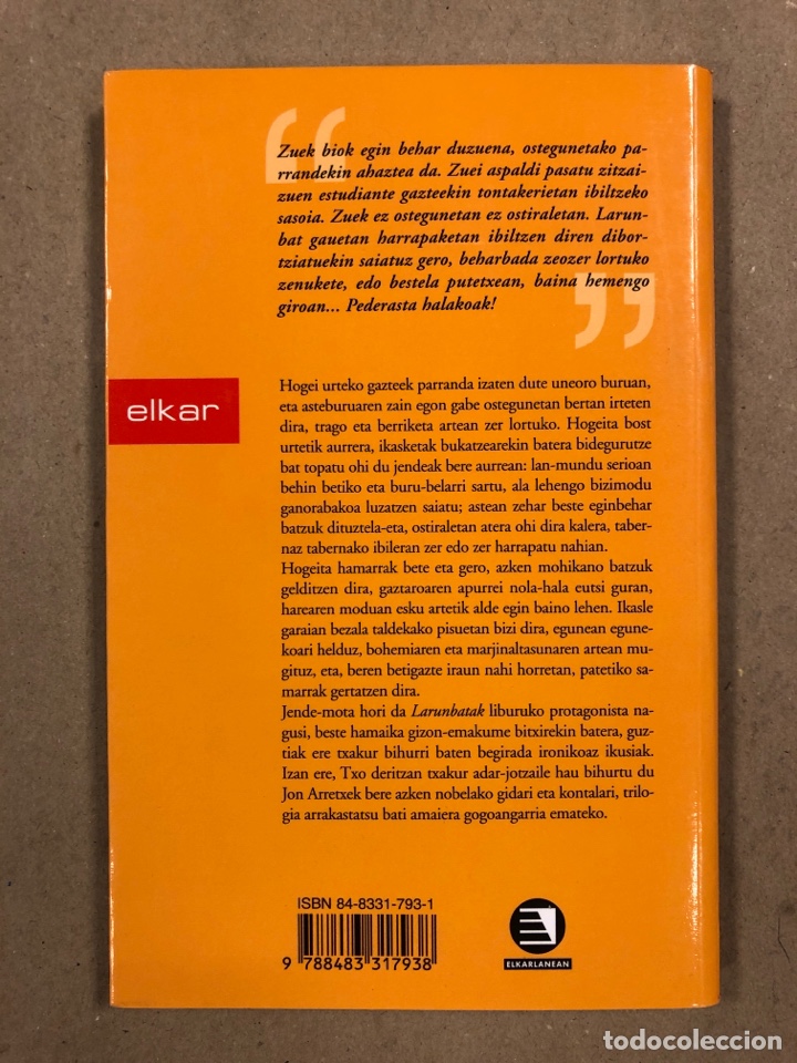 Libros de segunda mano: LARUNBATAK. JON ARRETXE. ELKAR ARGITALETXEA 2001. EUSKARAZ. - Foto 4