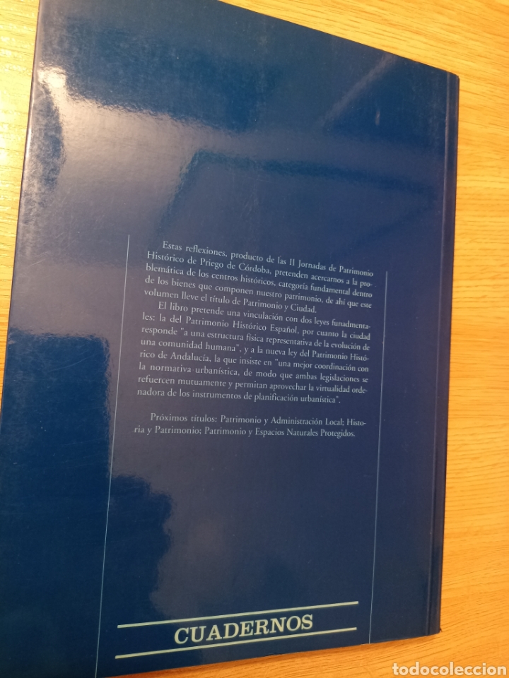 Libros de segunda mano: Patrimonio y Ciudad. Reflexi&oacute;n sobre Centros Hist&oacute;ricos. - Foto 3