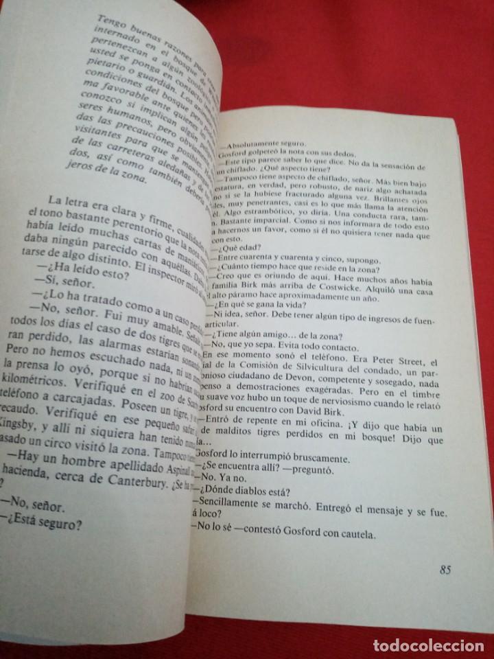 Libros de segunda mano: TIGRES AL ACECHO TED WILLIS - Foto 2
