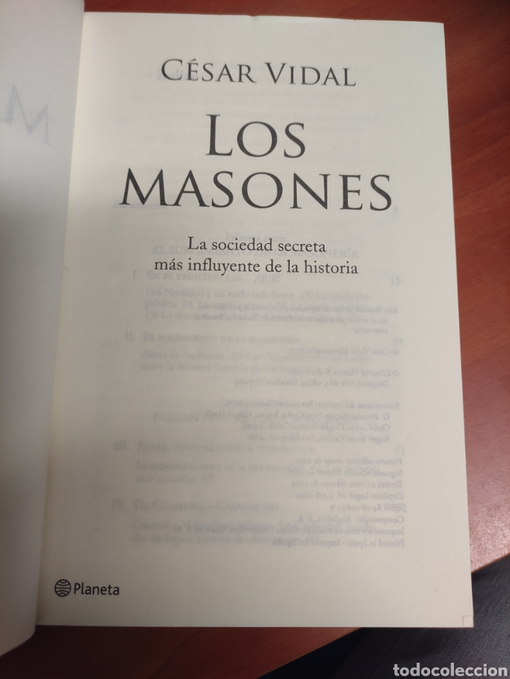 Libros de segunda mano: LOS MASONES - CESAR VIDAL - 2005 430p.23x16 - Foto 2