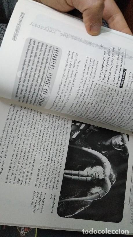 Libros de segunda mano: LIBRO SERIE TELEVISION FARSCAPE EN INGL&Eacute;S A&Ntilde;O 2000 - Foto 3