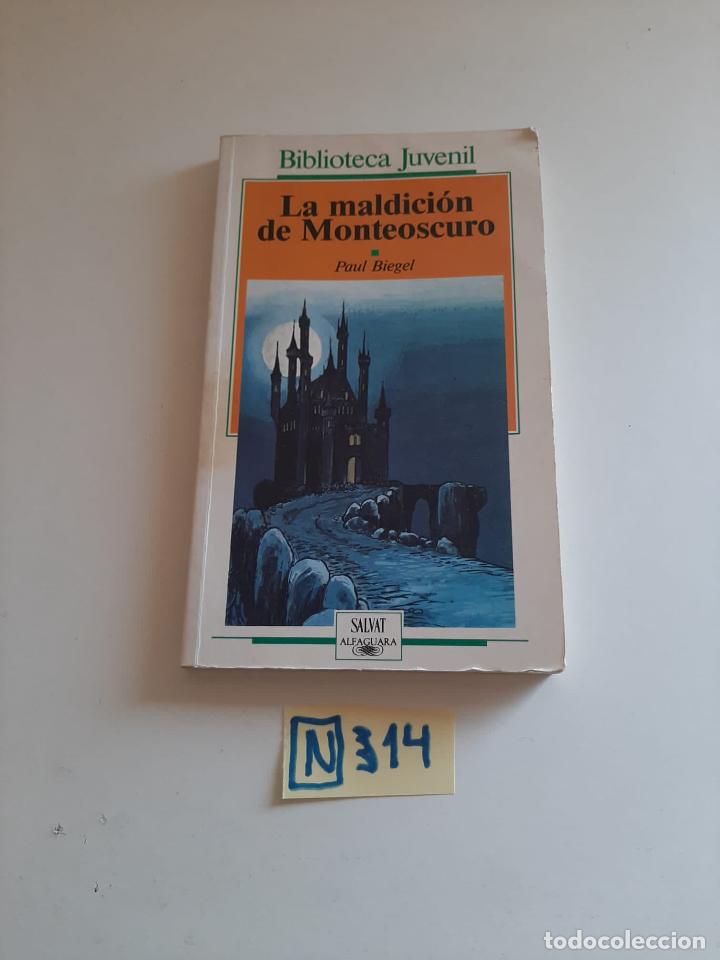Libros de segunda mano: La maldici&oacute;n de monteoscuro - Foto 1