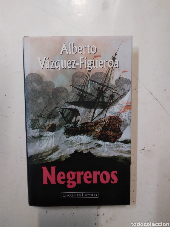 Libros de segunda mano: Alberto V&aacute;zquez Figueroa, Negritos, C&iacute;rculo de Lectores - Foto 1