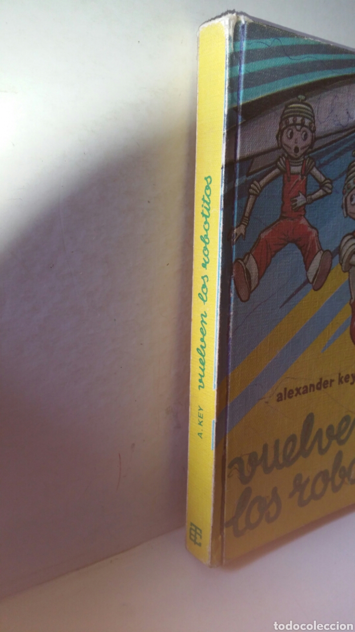 Libros de segunda mano: Vuelven los robotitos. Alexander Key, ediciones Toray, 1967. - Foto 2