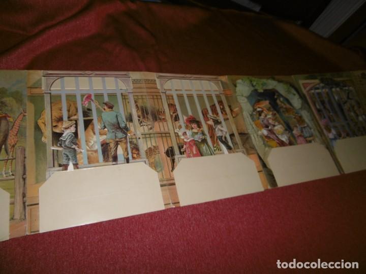 Libros de segunda mano: LIBRO DESPLEGABLE UN D&Iacute;A EN EL ZOO. - Foto 4