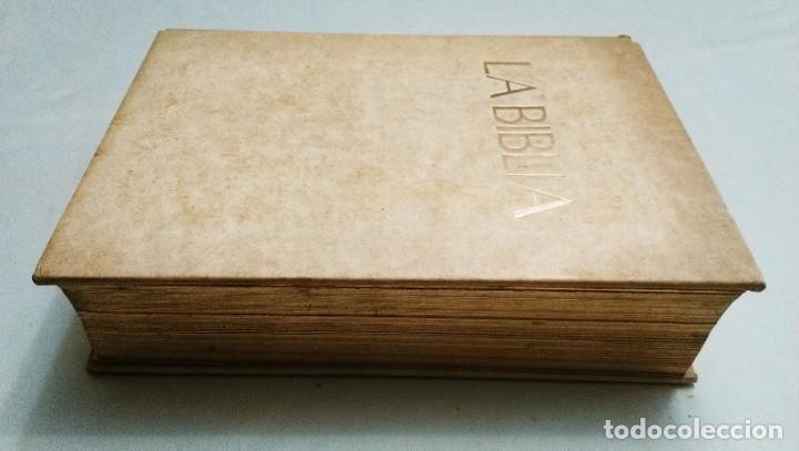 Libros de segunda mano: LA BIBLIA EDICIONES GINER 1970 MADRID - Foto 1