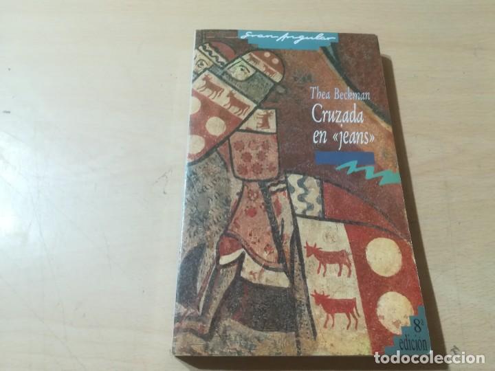 Libros de segunda mano: CRUZADA EN JEANS / THEA BECKMAN / GRAN ANGULAR / AM52 - Foto 1