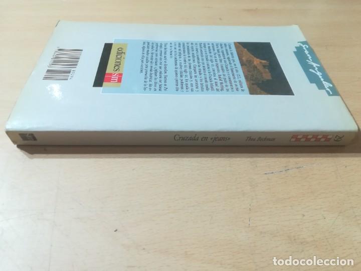 Libros de segunda mano: CRUZADA EN JEANS / THEA BECKMAN / GRAN ANGULAR / AM52 - Foto 2