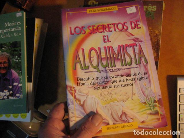 Libros de segunda mano: Los secretos de El Alquimista - Lilas Voglimacci - Foto 1