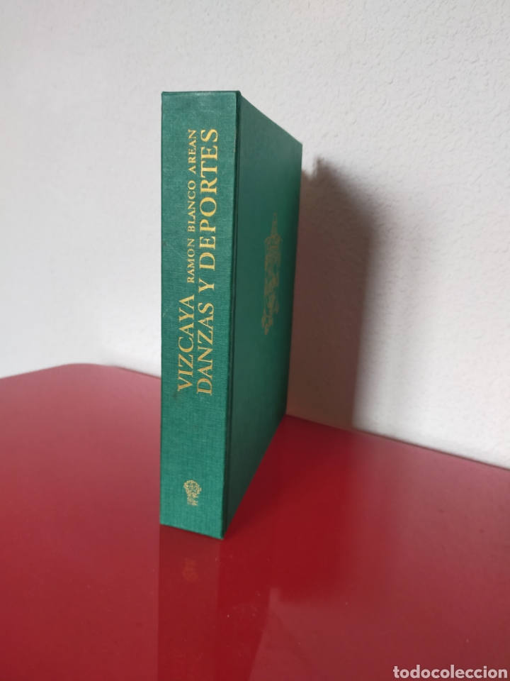 Libros de segunda mano: Vizcaya danzas y deportes - Foto 4