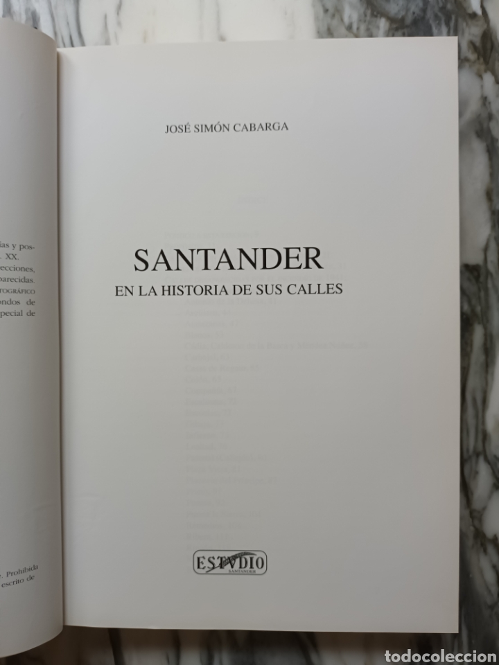 Libros de segunda mano: SANTANDER EN LA HISTORIA DE SUS CALLES - JOS&Eacute; SIM&Oacute;N CABARGA - 2001 - Foto 2