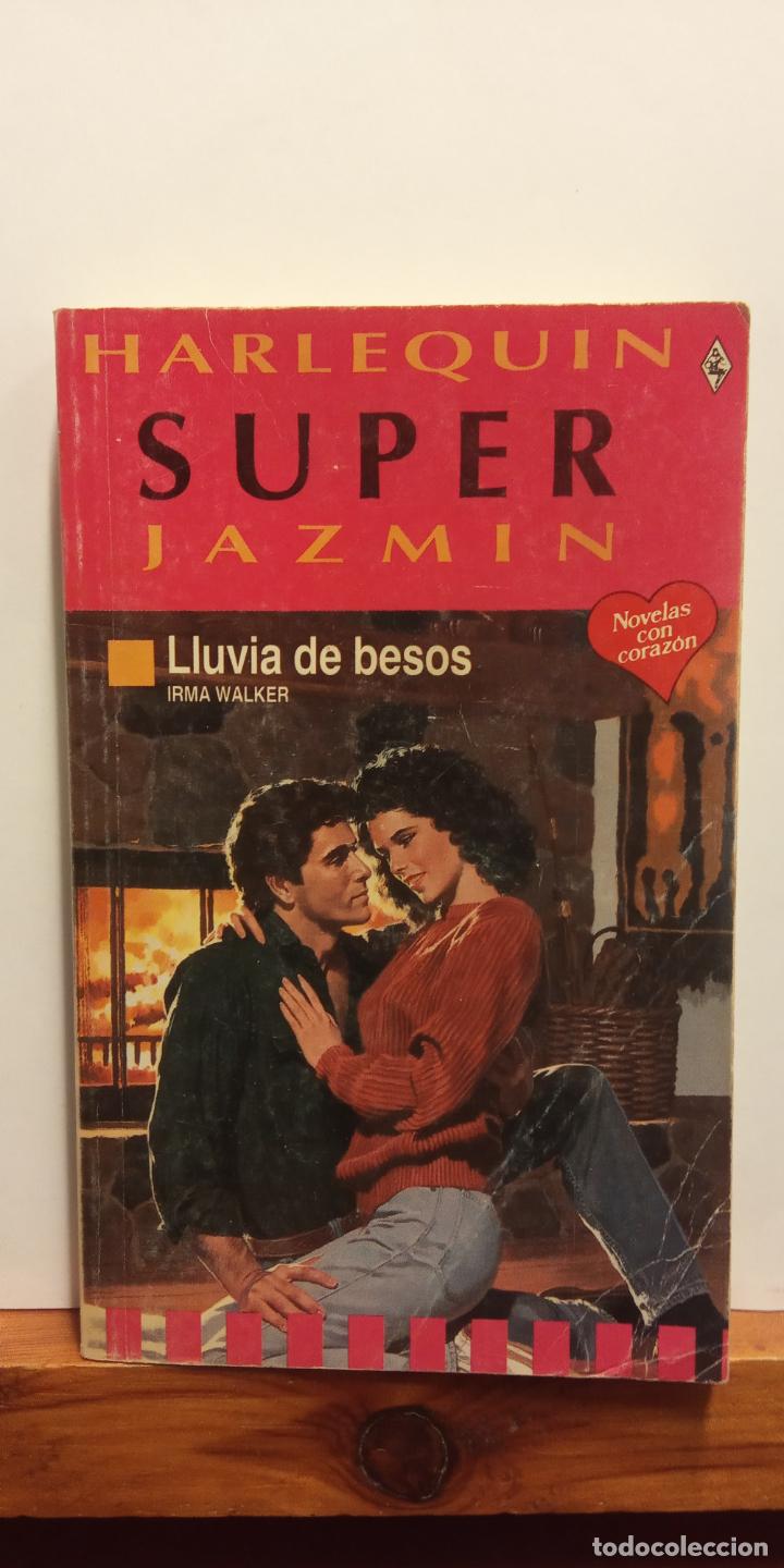 Libros de segunda mano: LLUVIA DE BESOS. IRMA WALKER. EDITORIAL HARLEQUIN - Foto 1