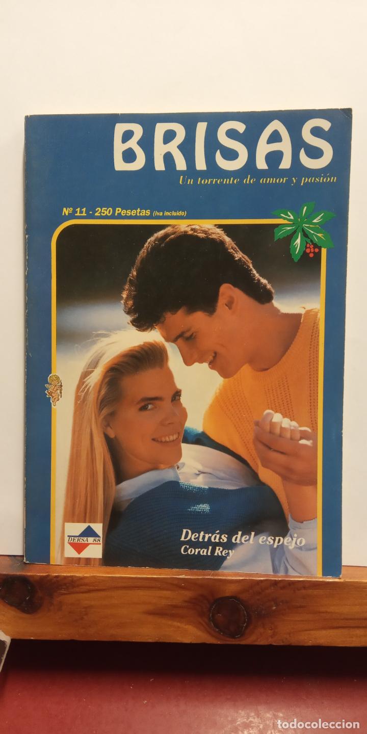 Libros de segunda mano: DETR&Aacute;S DEL ESPEJO. CORAL REY. EDITORIAL DERSA - Foto 1
