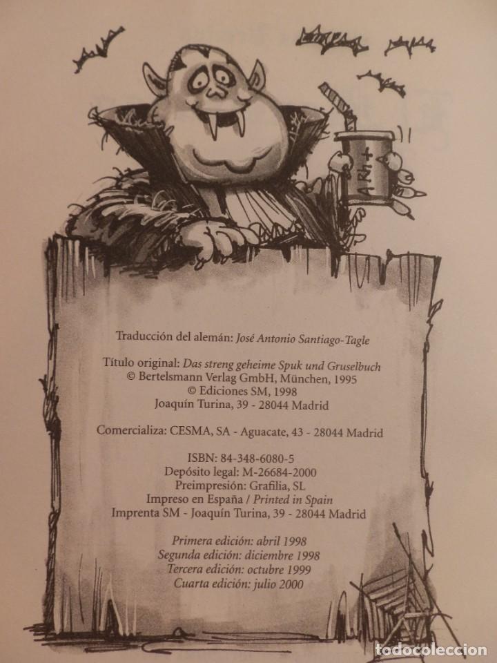 Libros de segunda mano: EL MONSTRUOSO LIBRO DE LOS MONSTRUOS. 4&ordf; EDICI&Oacute;N JULIO 2000. EDICIONES SM. - Foto 3
