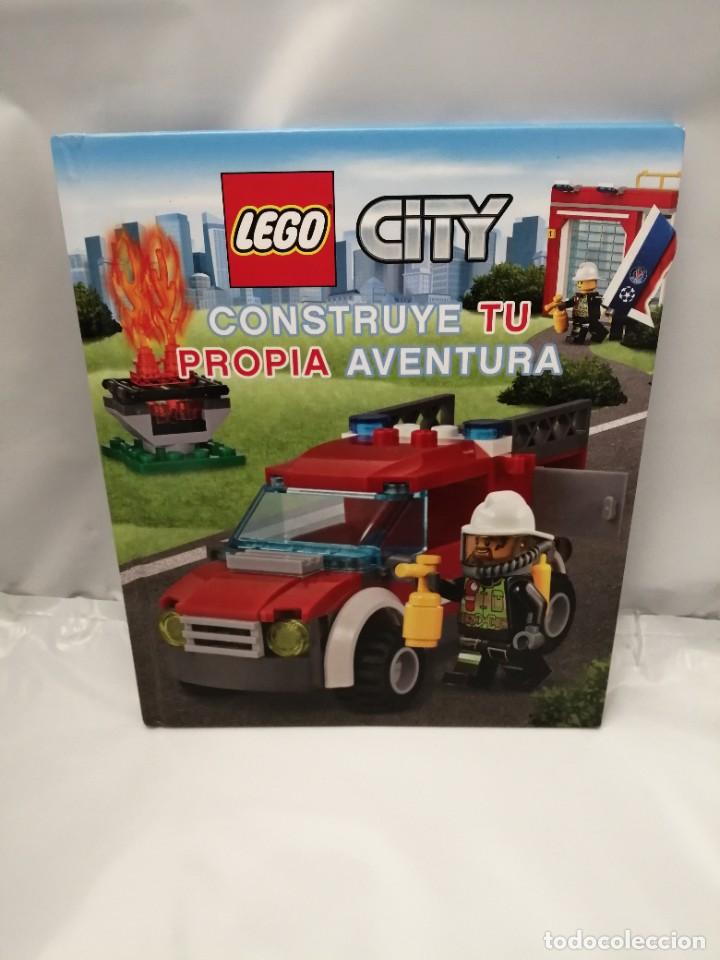 Libros de segunda mano: LEGO CITY: CONSTRUYE TU PROPIA AVENTURA - Foto 1