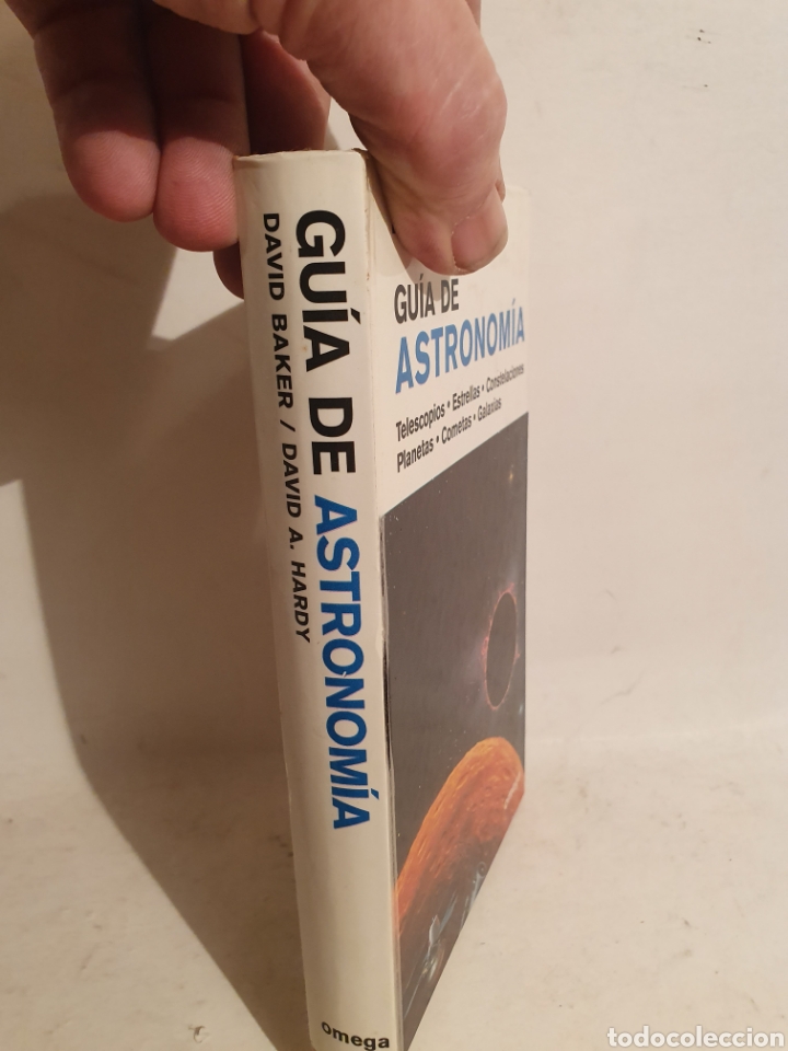 Libros de segunda mano: GUIA DE ASTRONOMIA. DAVID BAKER, DAVID A. HARDY. OMEGA - Foto 2