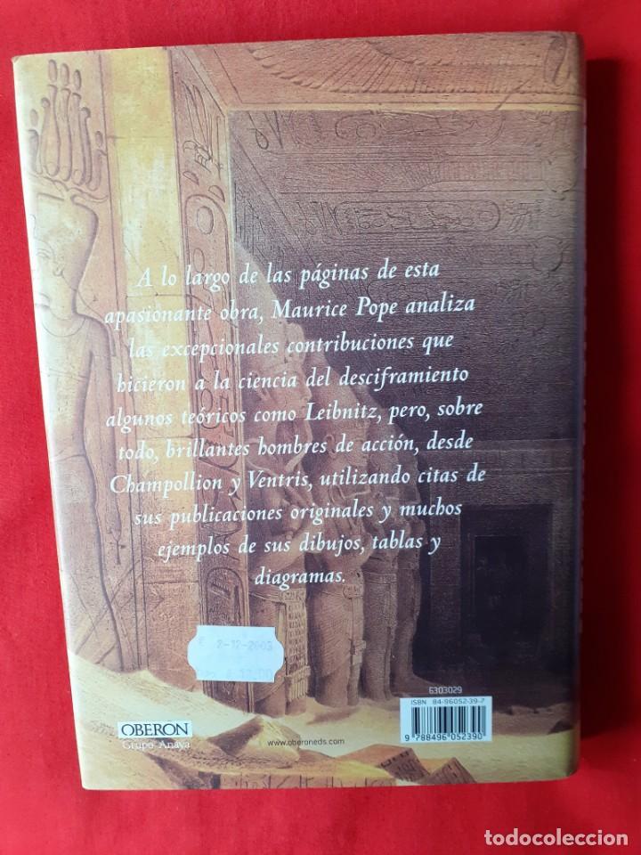 Libros de segunda mano: DETECTIVES DEL PASADO. MAURICE POPE. OBERON 2003 - Foto 2