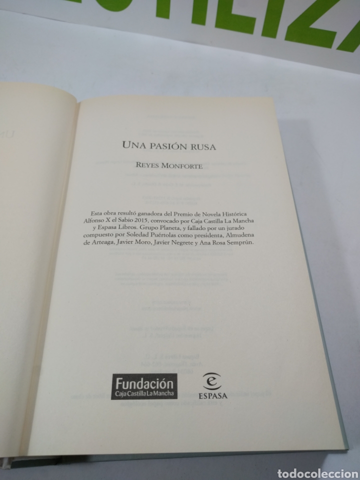 Libros de segunda mano: Una pasi&oacute;n Rusa. Reyes Monforte. Espasa. - Foto 3