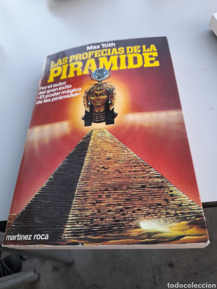 Libros de segunda mano: Las profecias de las Pir&aacute;mides - Foto 1