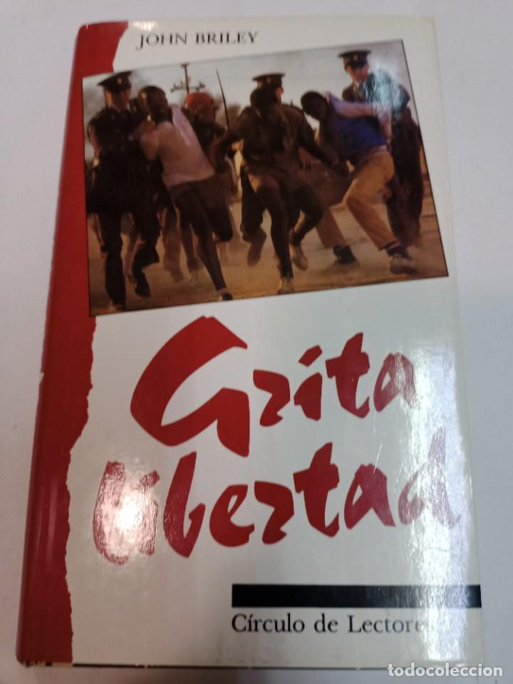 Libros de segunda mano: JOHN BRILEY Grita libertad SA7404 - Foto 1