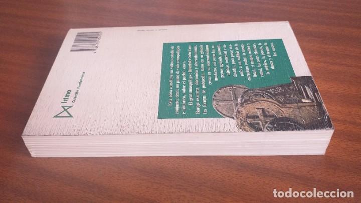 Libros de segunda mano: Los vascos --- Julio Caro Baroja / Istmo - Foto 5