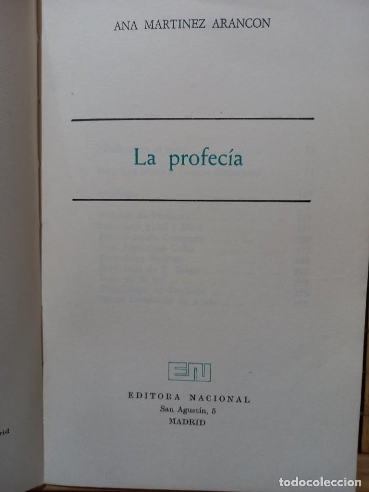 Libros de segunda mano: Ana Mart&iacute;nez Aranc&oacute;n -La Profes&iacute;a / Madrid 1975 - Foto 2