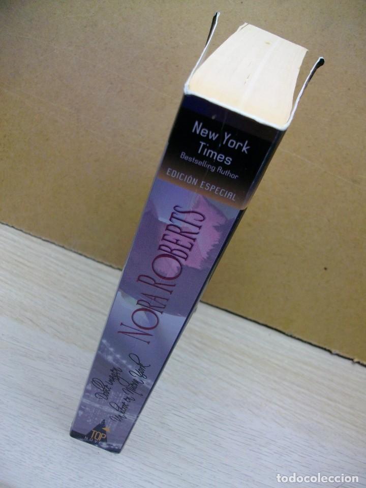 Libros de segunda mano: Doble imagen/ un heroe en nueva york de Nora Roberts - Foto 2