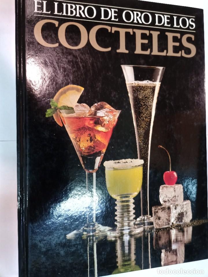 Libros de segunda mano: El libro de los c&oacute;cteles SA7493 - Foto 1
