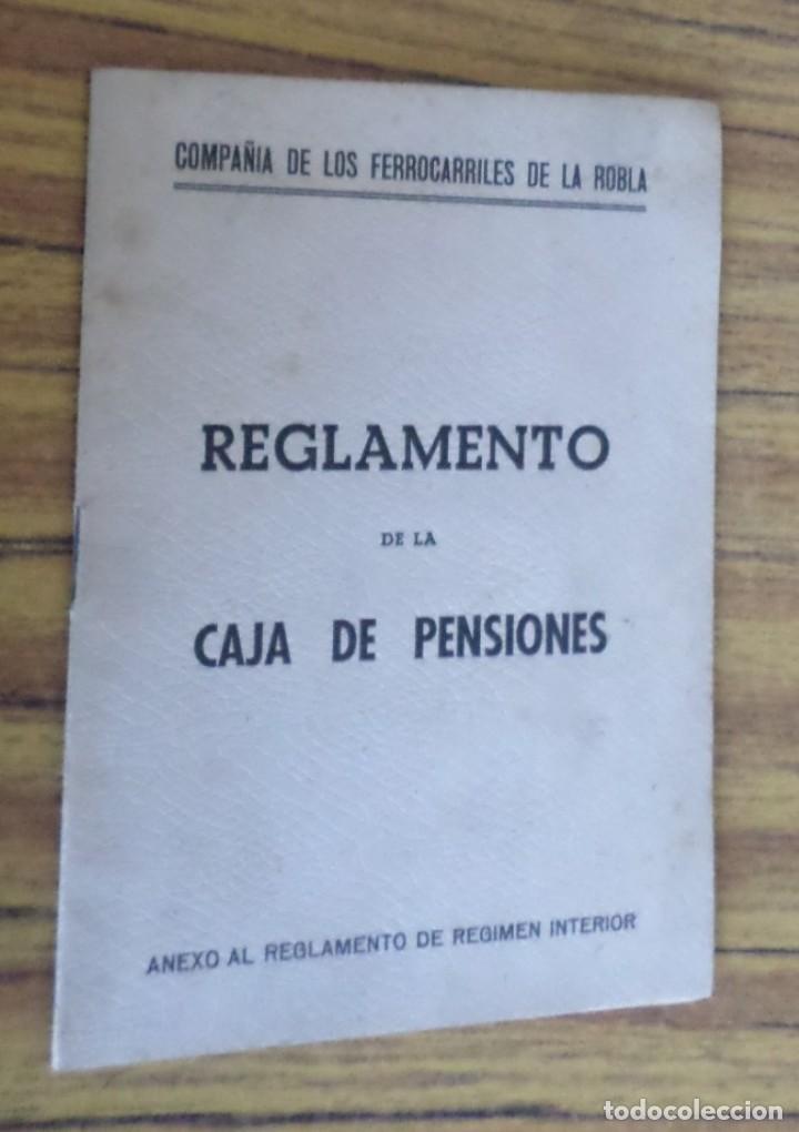 Libros de segunda mano: REGLAMENTO DE LAS CAJAS DE PENSIONES - Compa&ntilde;&iacute;a de los ferrocarriles de la Robla 1952 - Foto 1